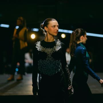 Cover Image for 🌍 Young Innovators: FashionTech Program Online Open Day