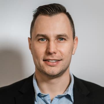 Cover Image for How to Use AI and Smart Web Design to Win Clients and Build Trust