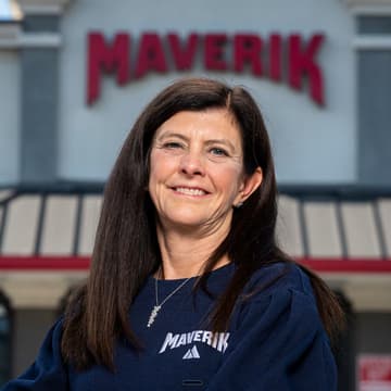 Cover Image for An evening with Crystal Call Maggelet: CEO of FJ Management (Maverik, Big West Oil)