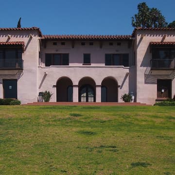 Cover Image for Runyon Canyon Hike from the Wattles Mansion and Gardens