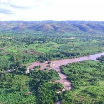 Cover Image for Cleaning River Kagera *western Uganda