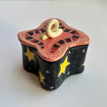 Cover Image for Ceramic Trinket Dish + Underglaze Workshop