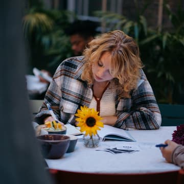 Cover Image for Offline Hangout | Paris | Café Pli 📝