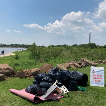 Cover Image for Monument Inn Cleanup