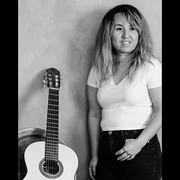 Cover Image for Live Music w/ Sarah Martinez