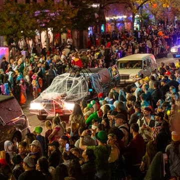 Cover Image for South Broadway Halloween Parade