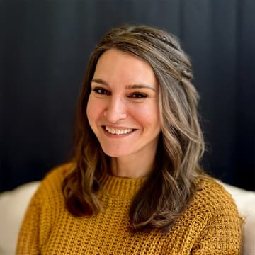 Cover Image for creating holistically supportive homes // tiffany keipp