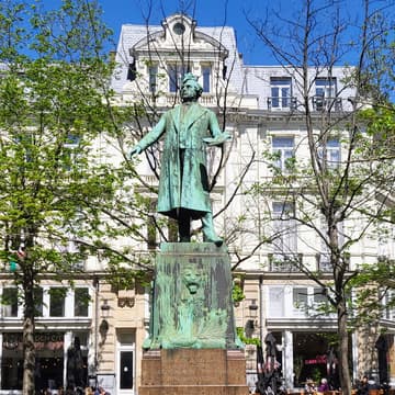 Cover Image for Afterwork Walk @CHB - Notre Dame Aux Neiges