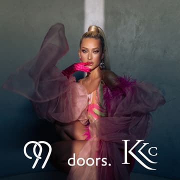 Cover Image for Couture In Motion Pop Up