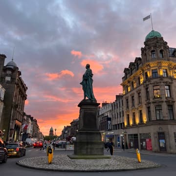 Cover Image for Envisioning Tomorrow: Edinburgh