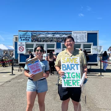 Cover Image for Signature Gathering at the Alameda Point Antiques Faire