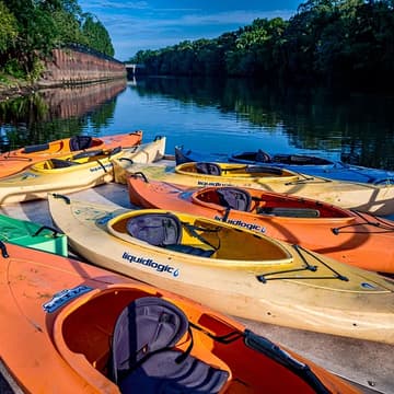 Cover Image for Philly Good: Boating & Southeast Asian Market Visit
