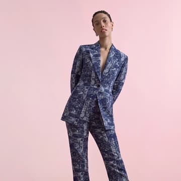 Cover Image for K Street: VIP Headshots & Styling Appointments