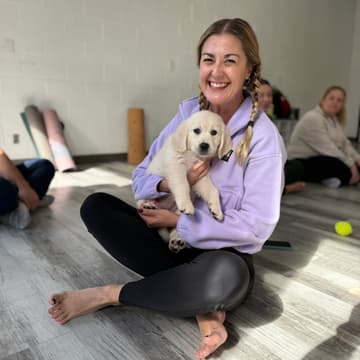 Cover Image for AfroPuppyYoga |📍Hamilton | 🐶 Labrador Retrievers