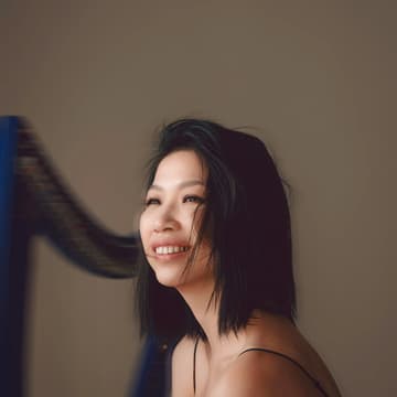 Cover Image for Between The Bars | Paige Su, singer-songwriter, harp, bansuri, bass/guitar