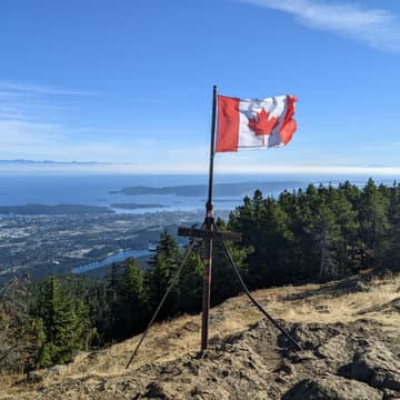 Cover Image for Mount Benson: Hike to the Viewpoint Overlooking Nanaimo