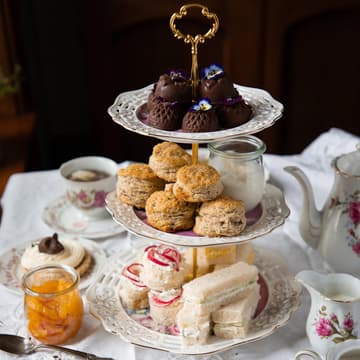Cover Image for Te Prynhawn yr Ymddiriedolwyr / Trustee Afternoon Tea