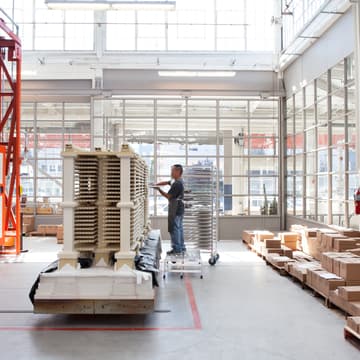 Cover Image for Heath Ceramics Tile Factory Tour: Sustainability & Manufacturing