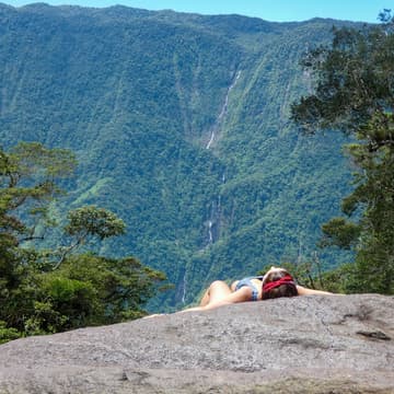 Cover Image for La Cima del Valle de las Cascadas