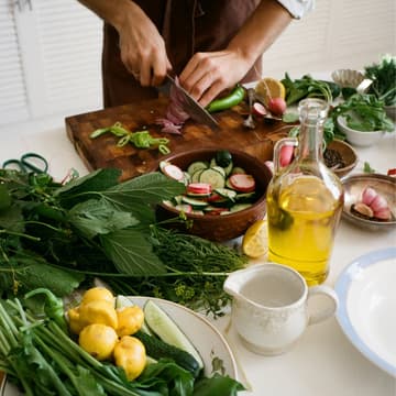 Cover Image for (FREE) Pizza Making Party Event for 35+ Women