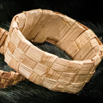 Cover Image for Cedar Bark Bracelet
