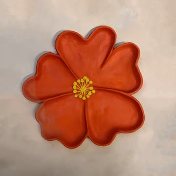 Cover Image for Ceramics Workshop "Fall in Love with Clay: Hand-build and paint your perfect plate!" 🌸