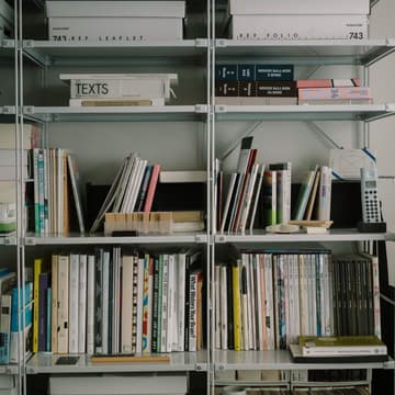 Cover Image for 本について｜On the books