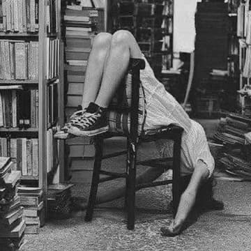 Cover Image for le book club, slow days fast company