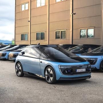 Cover Image for Building the Infrastructure for the Autonomous Future — with Celine Wang (RoboDock, YC W26)