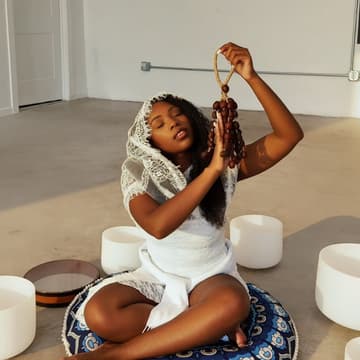 Cover Image for Sunday Reset with Sun Queen