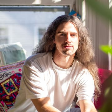 Cover Image for Cozy concert with Noah Malcolm