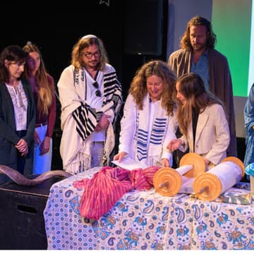 Cover Image for Shabbat Take Me Higher