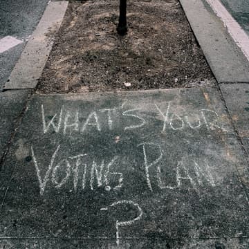 Cover Image for Signal and the Noise: An Unmuted x Future Forum Discussion with Virginia Maloney