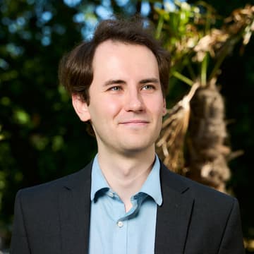 Cover Image for CAISH x Cam Biosecurity Hub - Talk + Weekly Social