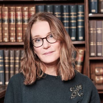 Cover Image for An Evening with Susie Dent