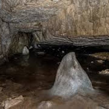 Cover Image for WMC Paris Ice Caves Leadership Rally