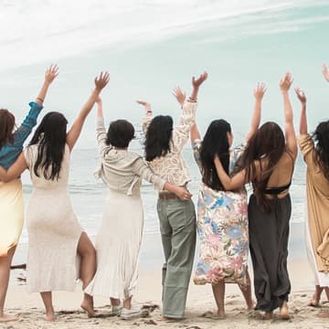 Cover Image for Breadwinning Moms Day Treat