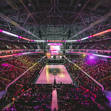 Cover Image for Lakers Opening Night Watch Party