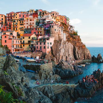 Cover Image for Women Travel Abroad Saturday Call