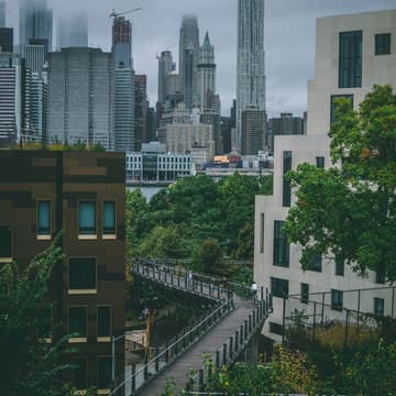 Cover Image for Brooklyn Bridge Park Walk