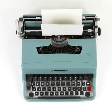 Cover Image for Writing Group (the world is quiet here...)