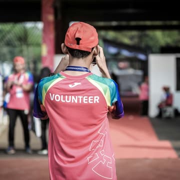 Cover Image for Post‑16 Connecting Families: Exploring Volunteering