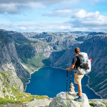 Cover Image for Hiking Trip