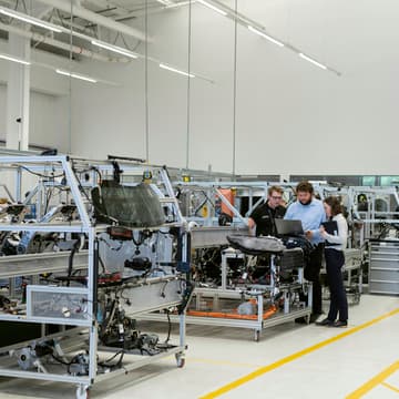 Cover Image for Your Next Big Customer Is Down the Road: A Roundtable among Manufacturers, Robotics and AI Companies