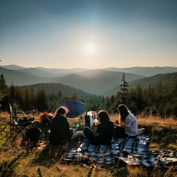 Cover Image for Q Chat | QHR Connect