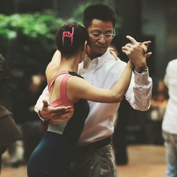 Cover Image for Lobo Life™ Dance Class — Medellín