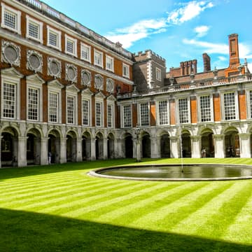 Cover Image for Hampton Court Palace Trip