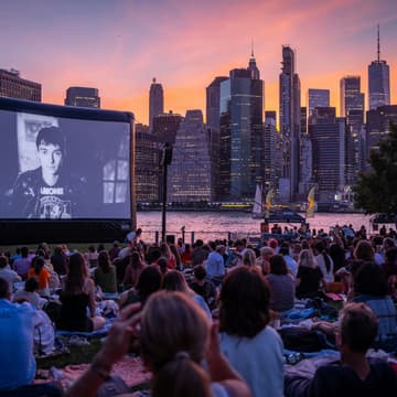 Cover Image for Movies In The Park: School Of Rock