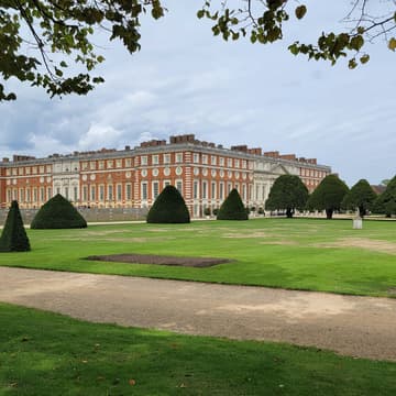 Cover Image for Hampton Court Palace families trip with RSBC for visually impaired children and young people