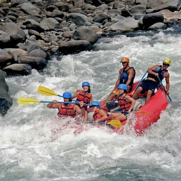 Cover Image for THE ONE Adventure Day | Rafting on Río Calderas